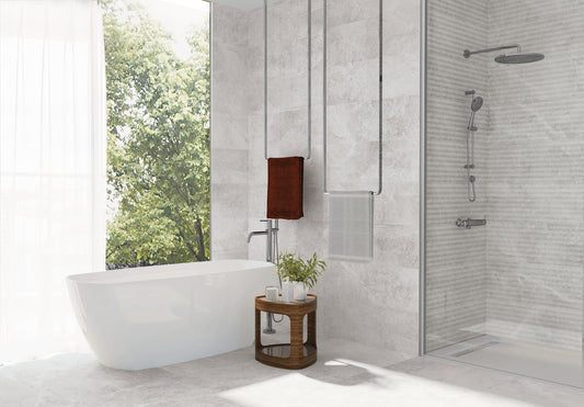 Wandtegel Pietra Antica lichtgrijs satijnglans 33x100cm gerectificeerd