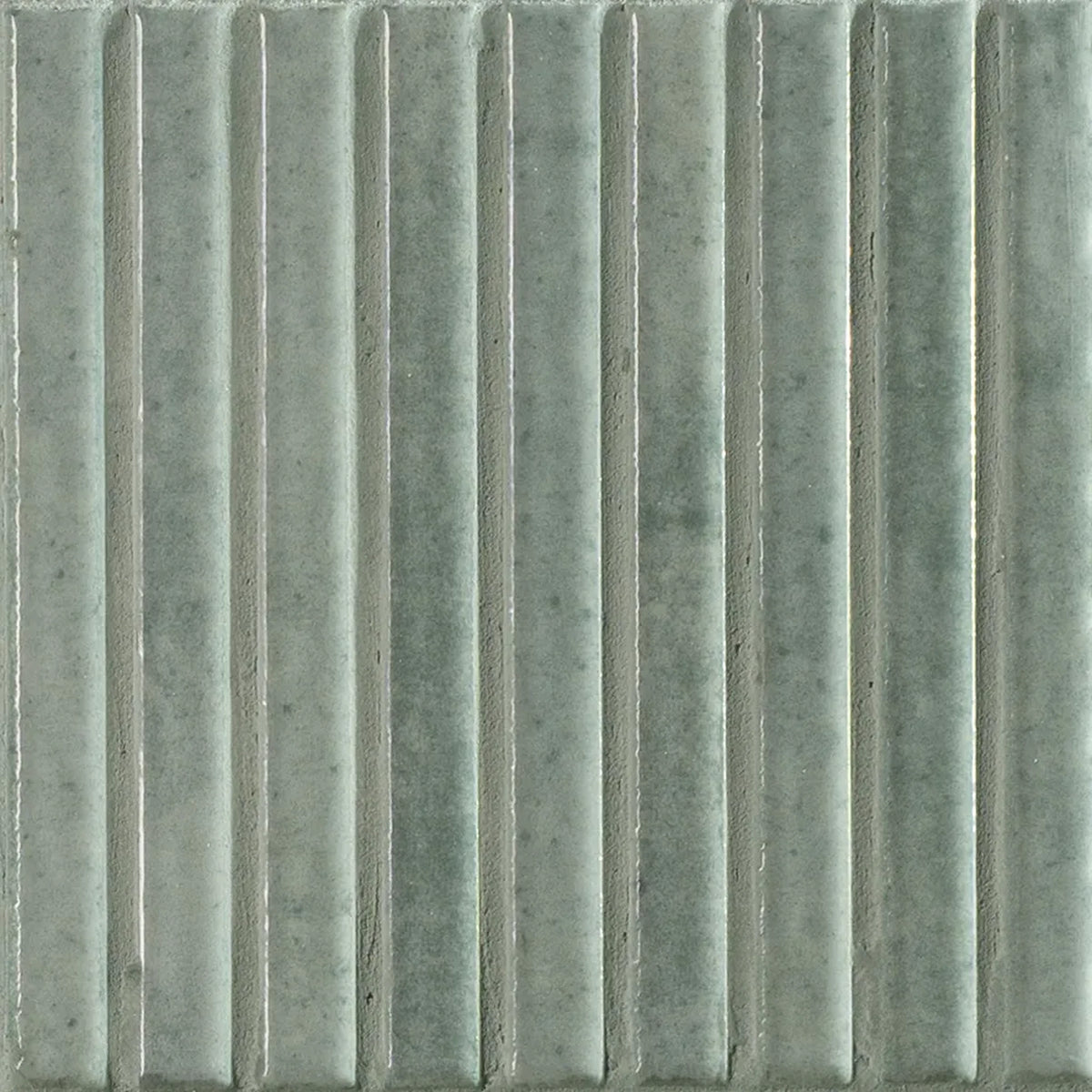 Estudio Cerámico Shallow 'Turquoise', wandtegel blauw en groen glans 14,7x14,7cm