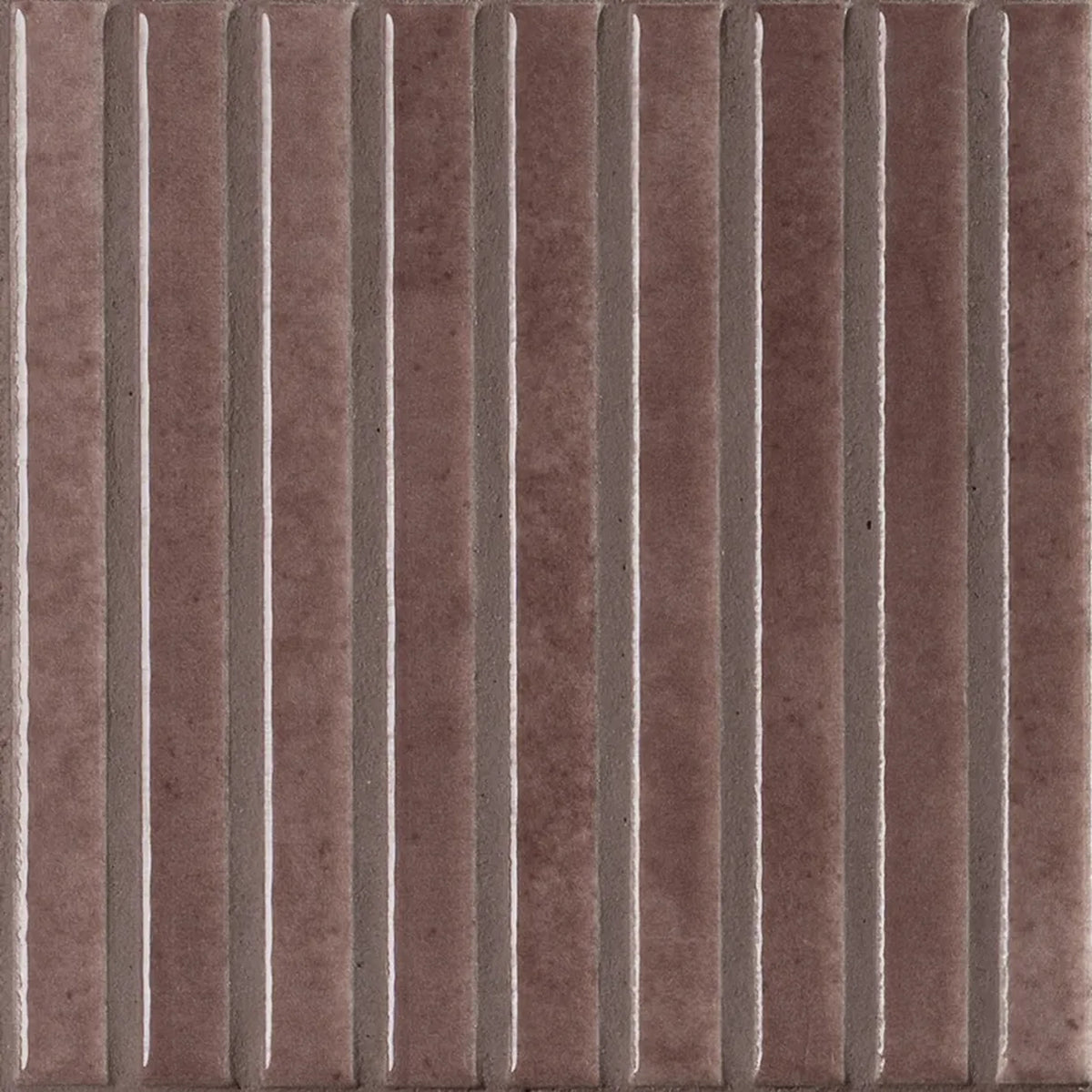 Estudio Cerámico Shallow 'Aubergine', wandtegel paars glans 14,7x14,7cm